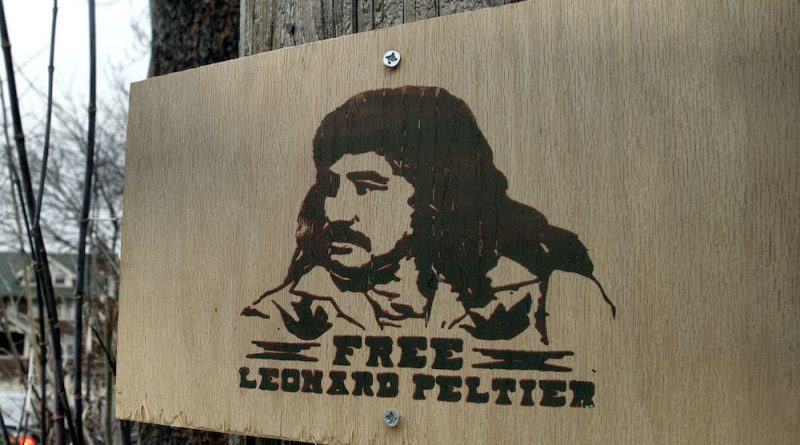 Leonard Peltier libero